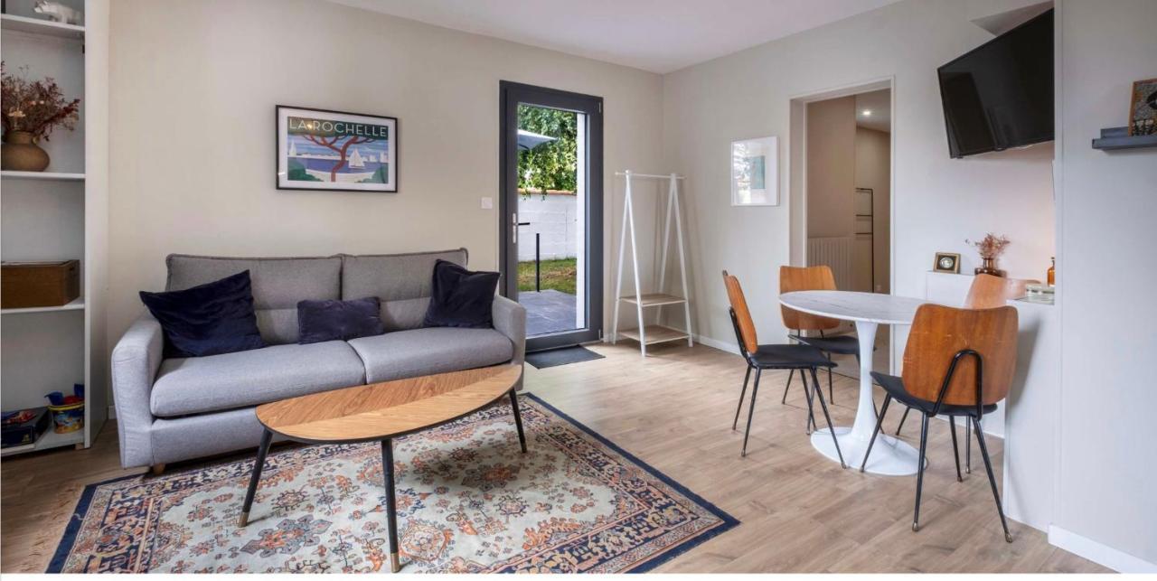 Les Camelias Proche La Rochelle Apartment *